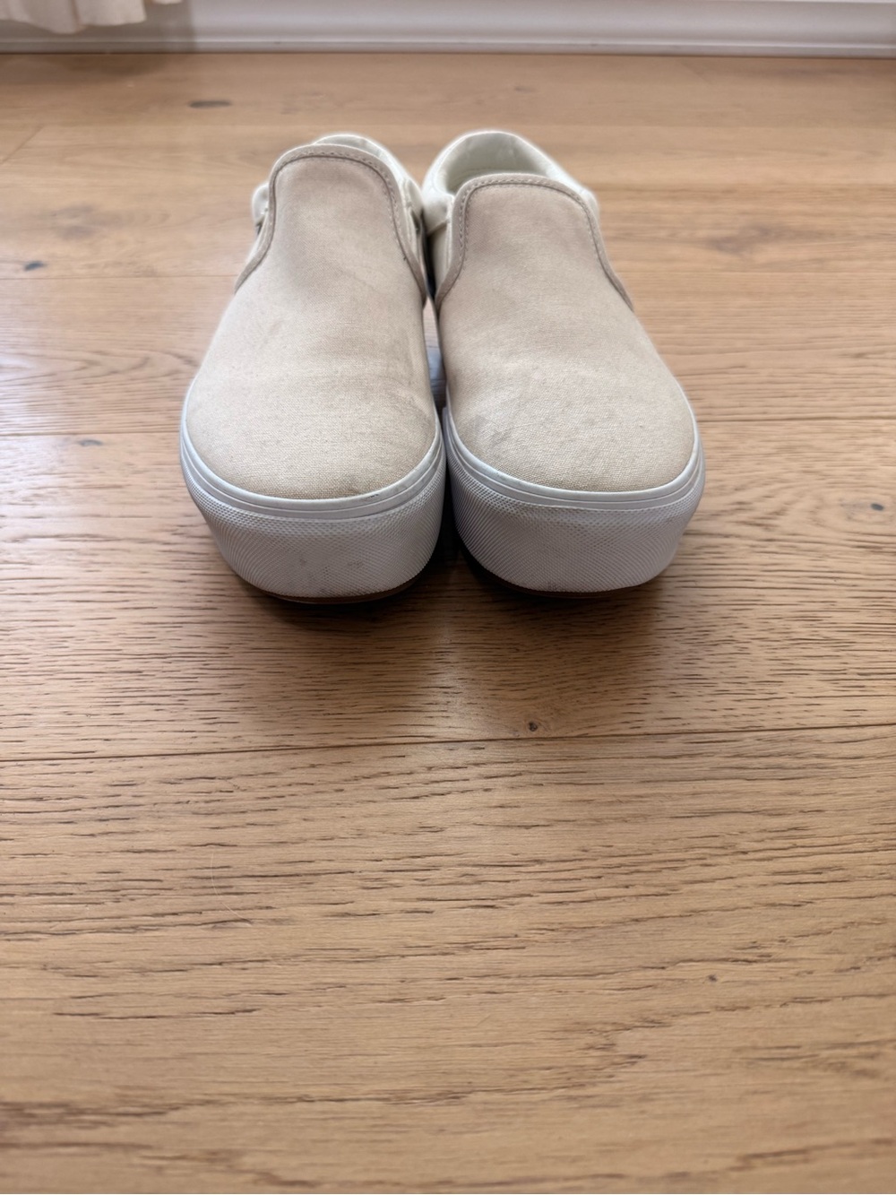 Women’s Slip-On Canvas Casual Sneakers - Cream